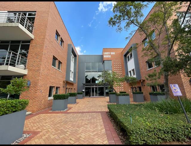 658M² OFFICE TO LET IN BRYANSTON